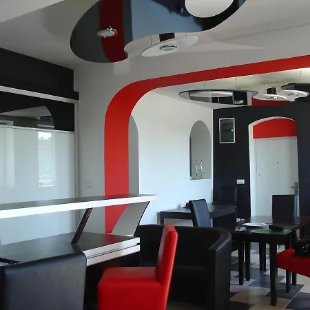 بيت ضيافة Tsc Pansion 3*